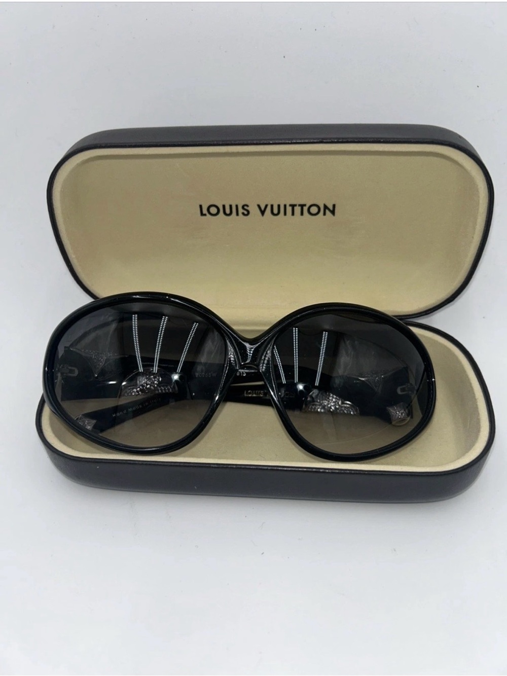 Louis Vuitton Iris PM Z0333E Black Silver Rhinestone Sunglasses Monogram  Oval
